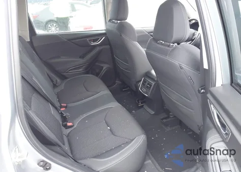 2023 Subaru Forester Premium z USA, uszkodzony, nr VIN JF2SKAEC5PH457587